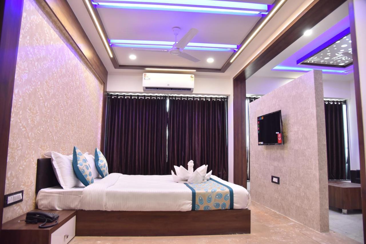 Hotel Savera Inn Morbi ภายนอก รูปภาพ