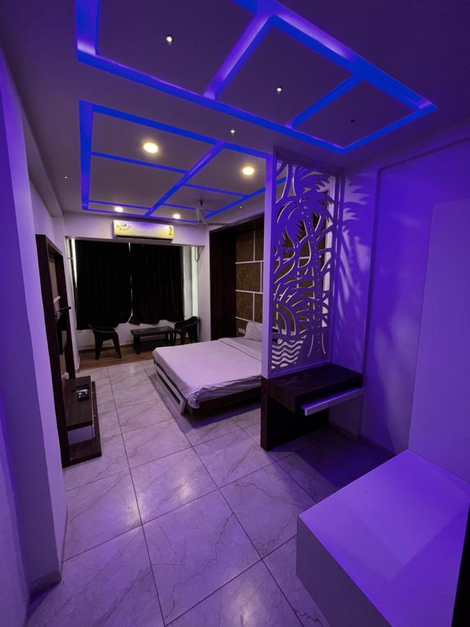 Hotel Savera Inn Morbi ภายนอก รูปภาพ
